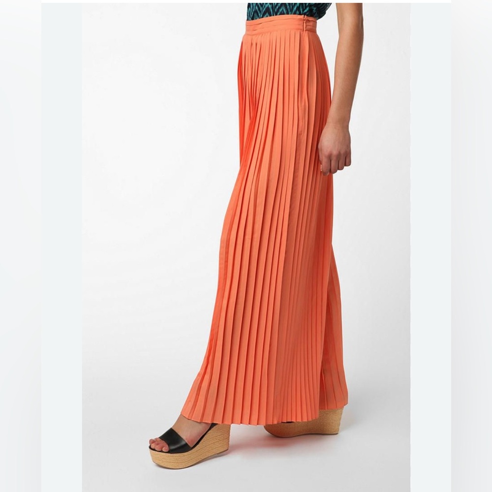 Urban Outfitters High Waisted Wide Leg Accordion Pleated Pants Size 12